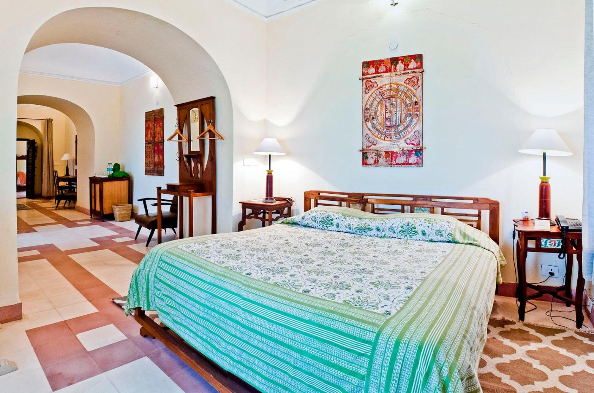 Neemrana'S - Tijara Fort Palace Exterior photo